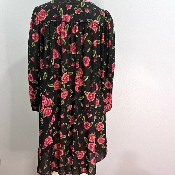 Emma & Michele long sleeve black floral dress with pockets size medium - Picture 3 of 6